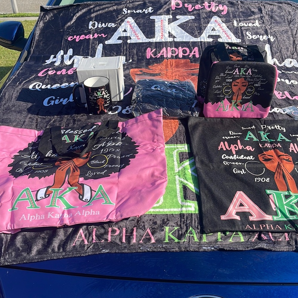 Alpha Kappa Alpha Pretty Girl Gift Set